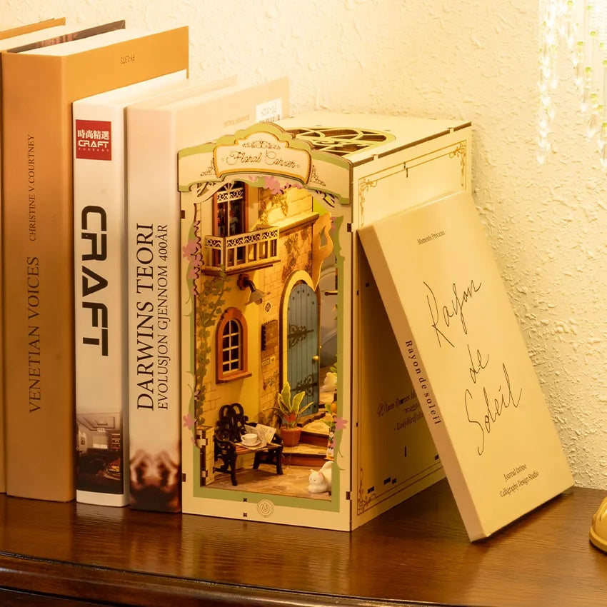Rompecabezas de madera 3D Rolife de Robotime TGB09, rincón de libros con motivos florales, regalos de Navidad para niños, casa en miniatura para armar