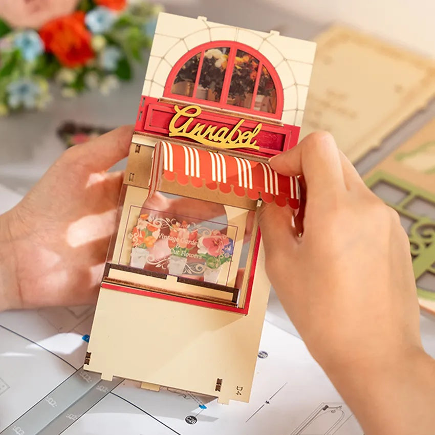 Rompecabezas de madera 3D Rolife de Robotime TGB09, rincón de libros con motivos florales, regalos de Navidad para niños, casa en miniatura para armar