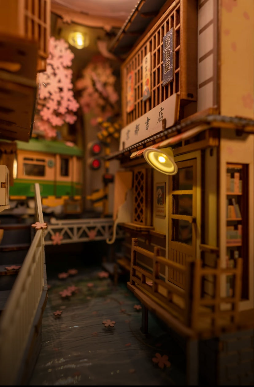 Robotime Rolife 3D Maison Miniature en Bois DIY Book Nook TGB01 Sakura Densya Assembler Jouets Serre-livres pour Dropshipping