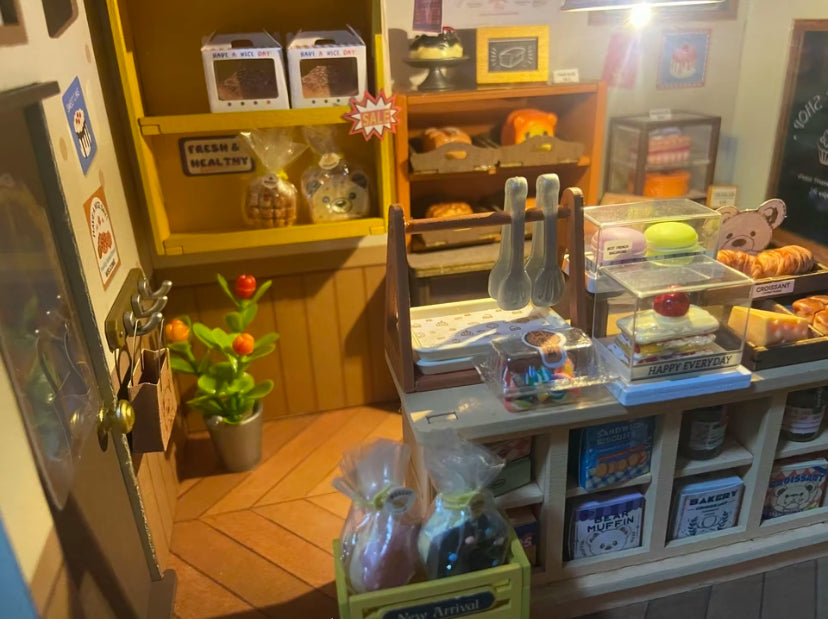 Robotime Rolife Becka's Baking House Maison miniature à monter soi-même pour enfants Jouets d'assemblage en bois 3D Connexion facile Décoration de la maison