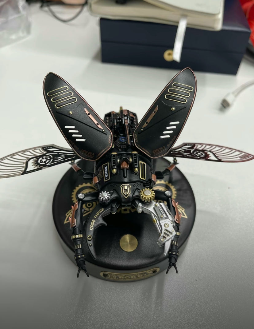 Robotime Rokr 3D Rompecabezas de metal Escarabajo ciervo Kits de motor de modelo de plástico para construir Regalo de edad mecánica para adolescentes adultos 115 piezas MI03