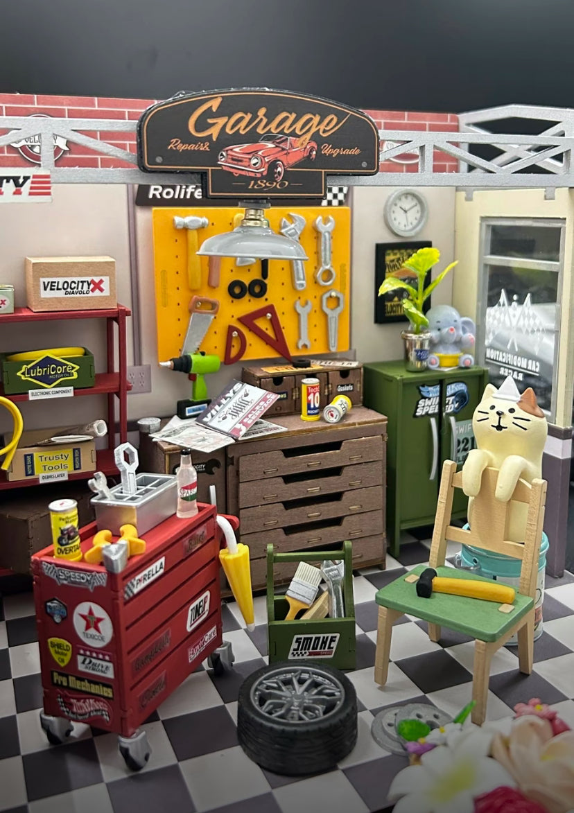 Robotime Rolife - Taller de garaje con luz LED para casa de muñecas en miniatura, kit de bricolaje, mini artesanía decorativa de madera, regalos para niños